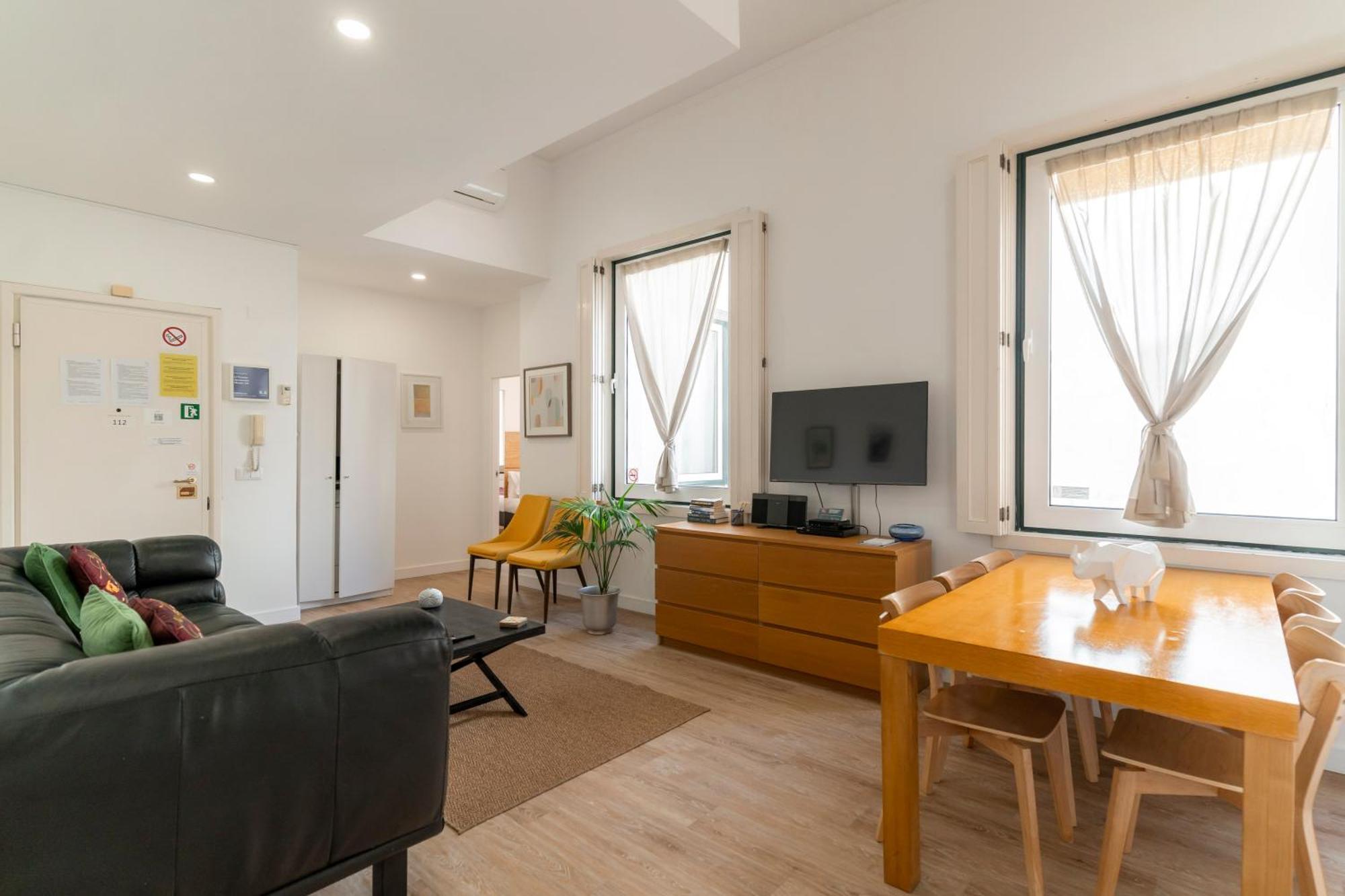 Apartment Lv Premier Chiado- Ch