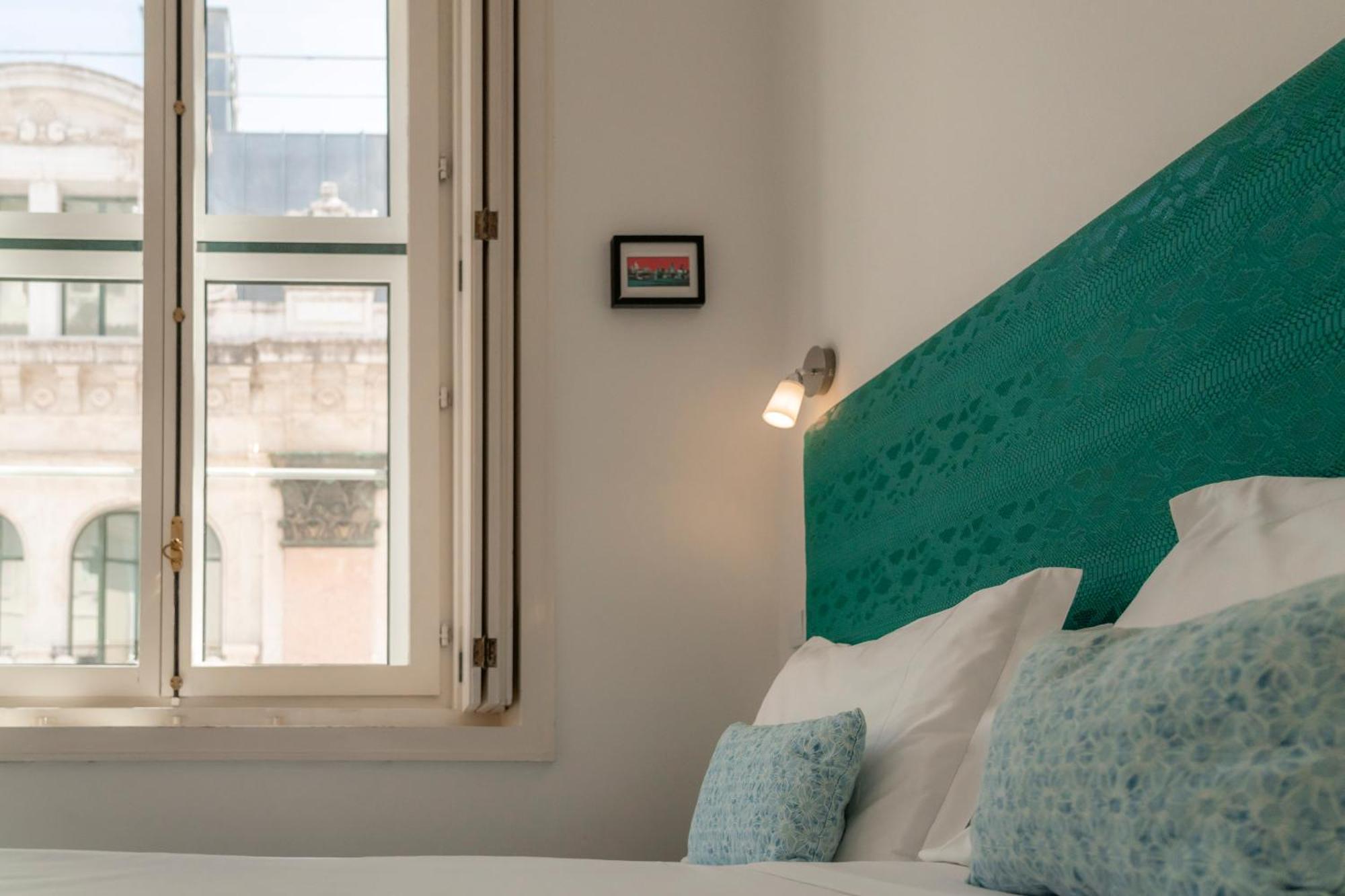 Apartment Lv Premier Chiado- Ch Lisbon