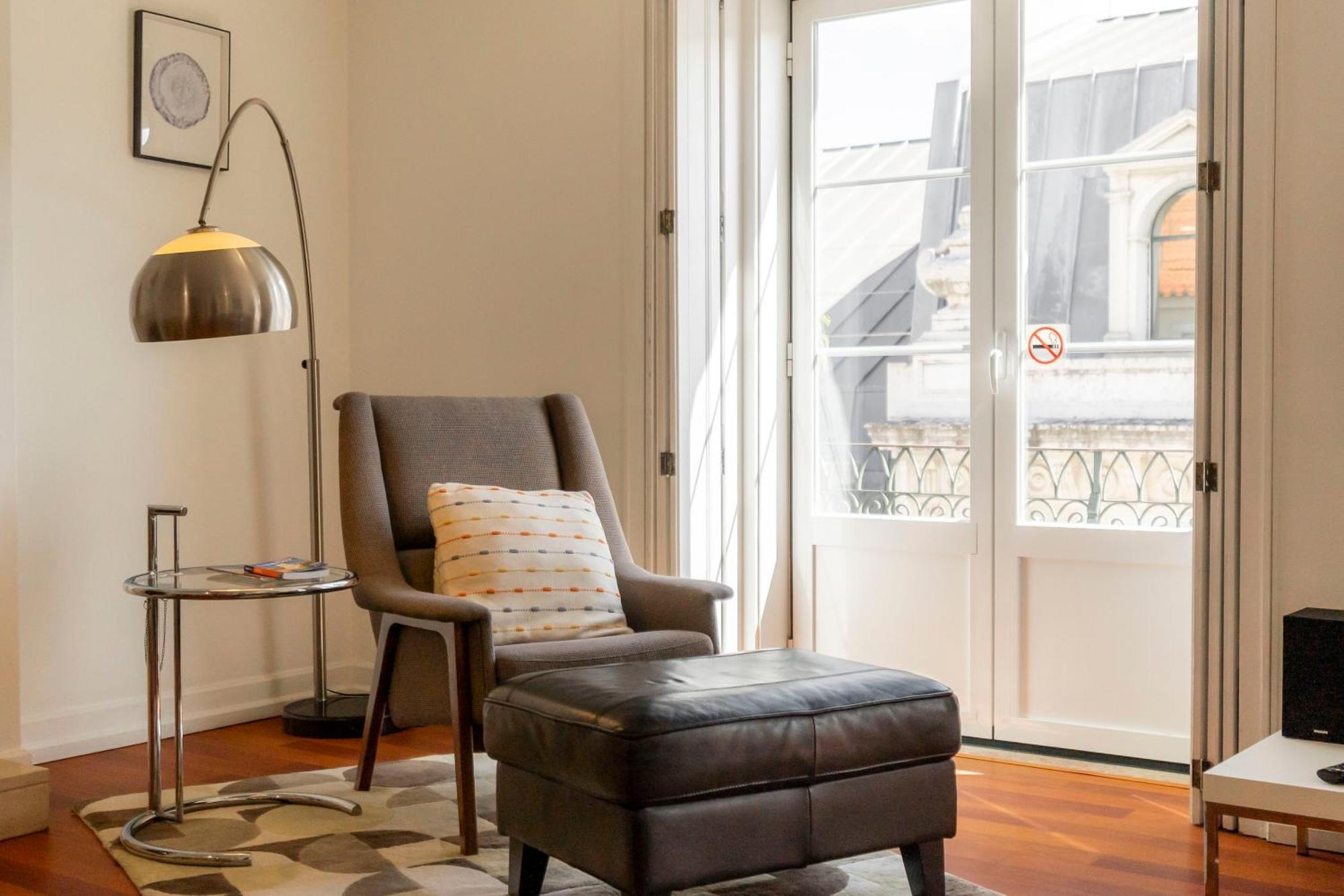 Apartment Lv Premier Chiado- Ch